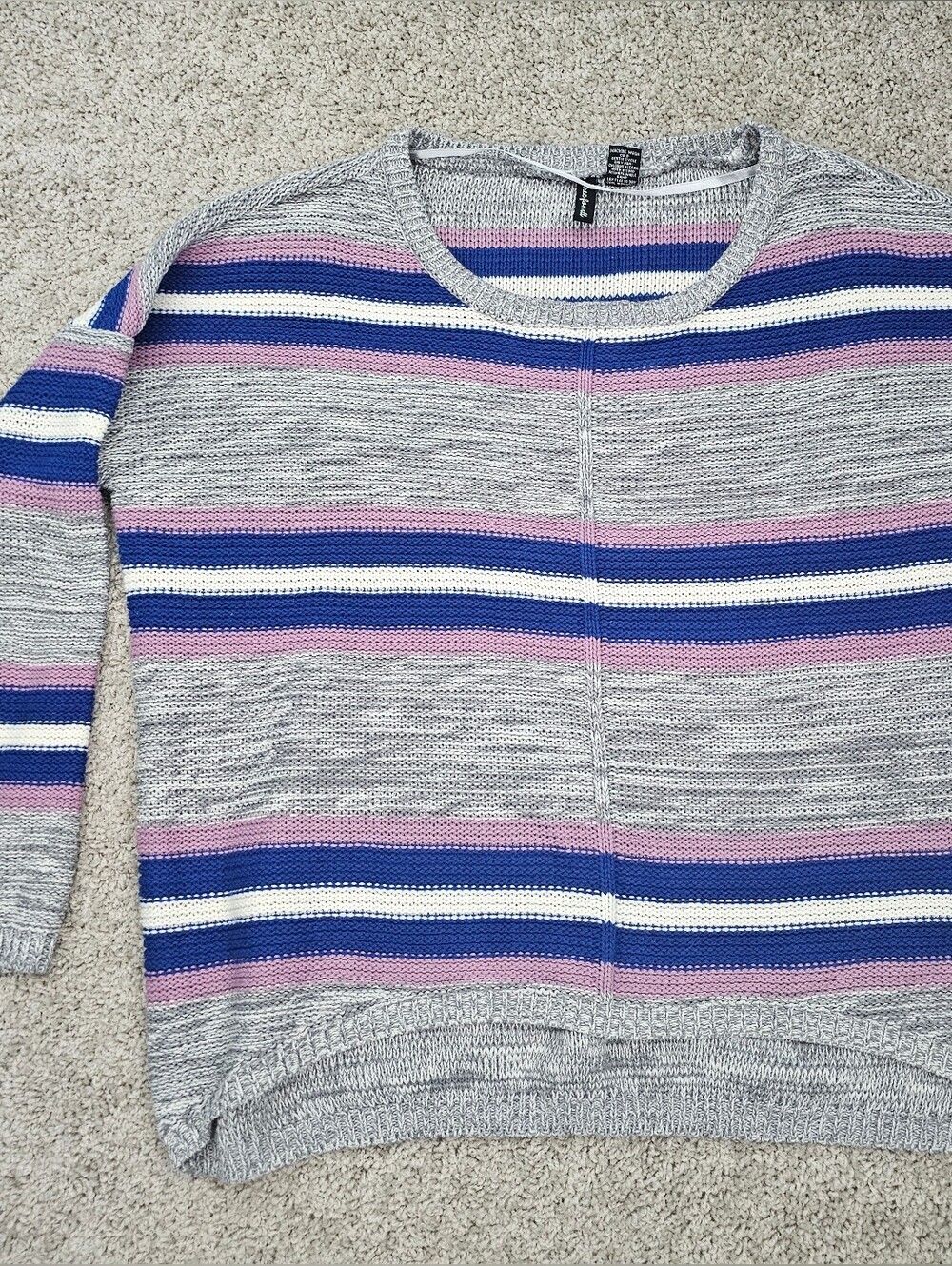 Free For All Womens Large Gray Striped Knit Sweater